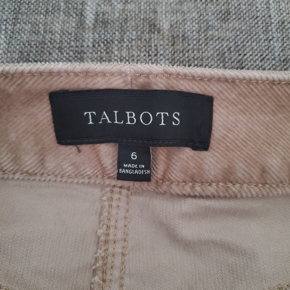 Talbots tan corduroy button-down skirt, size 6 - Picture 8 of 11
